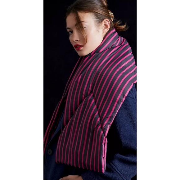 35. Anthropologie Striped Puffer Scarf - Picture 3 of 7